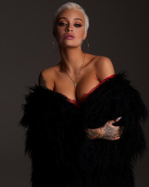 b18b7572 8681 45d1 af03 e99231bd39de2fd0995a2d4613e5