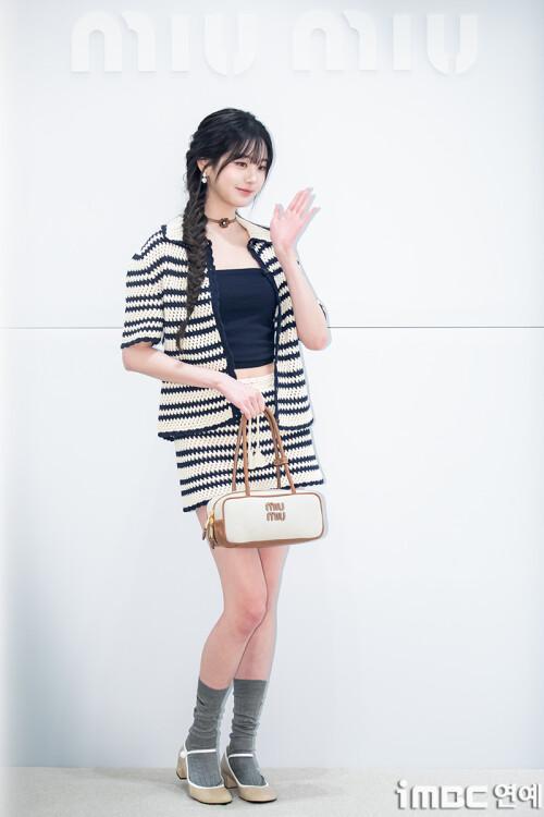 b2505936 be5f 45a7 88c3 927edbd8e5483c27936f68f10822