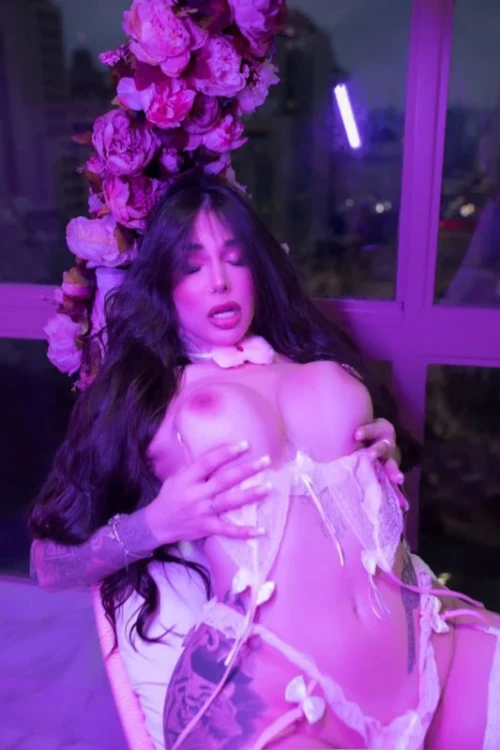 b59aefd4-5f98-4d53-99c7-7cf8eac796bc