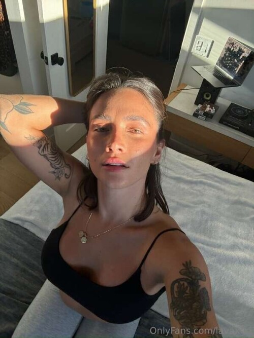 b93dd6208d2fe2724bd69315672e6672b24efdaa2af96fb0840d5186bf1702a94b3a2fccf90eb0bf