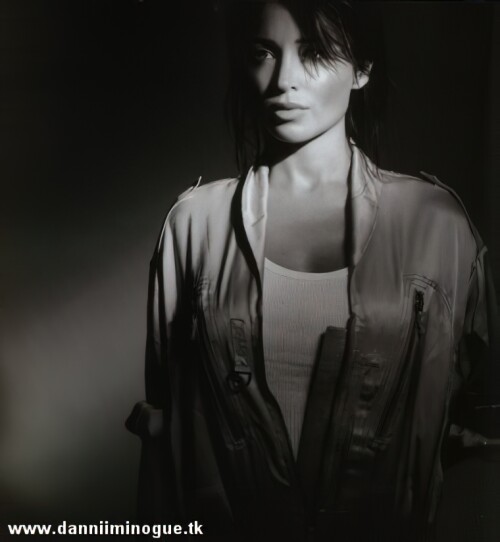 b w001 24f7d0d9b3e5c2adc