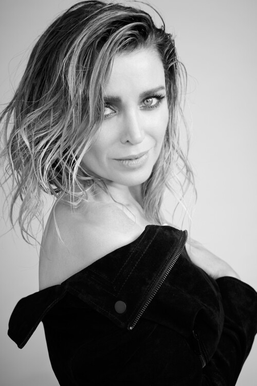 b_w15708a54065c16141d