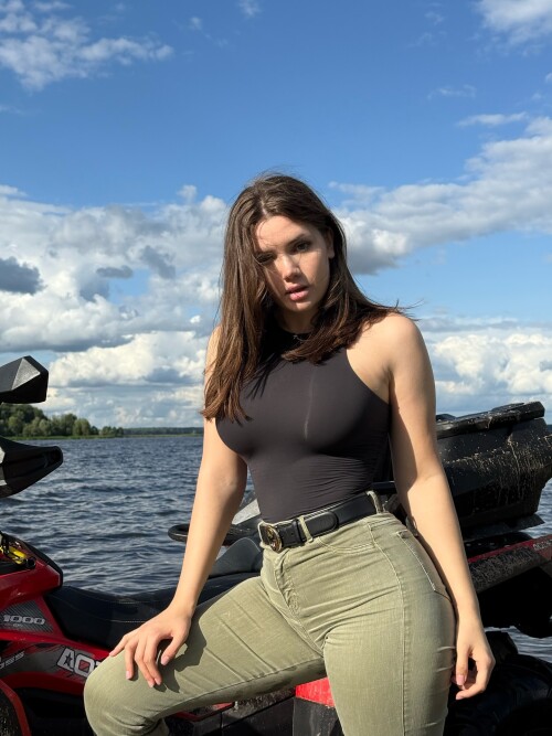 badte4cher 09082025 000661a0656d975915bf