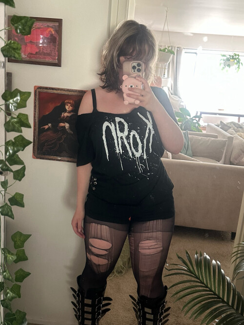 bafkreibwt46w6awinqtrznu22w3weeim2zti6bpeahycc3dooorvuoseamd84f5076dc9ec76c