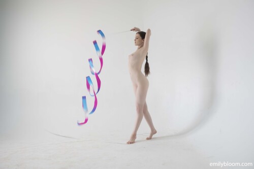 ballerina 0010f36bfd045c742e11