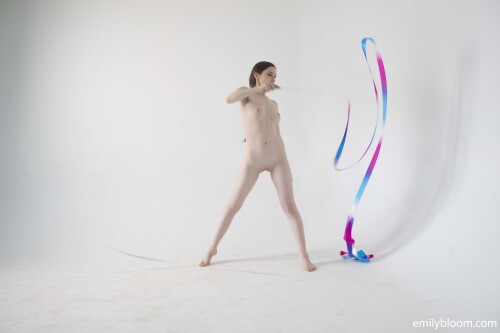 ballerina 0012f5efd205477d254f