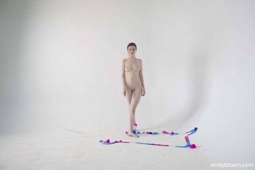 ballerina 007b69077905b79450b