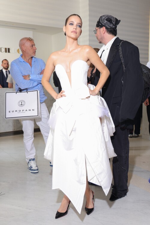 barbara 454249228fafed49e1