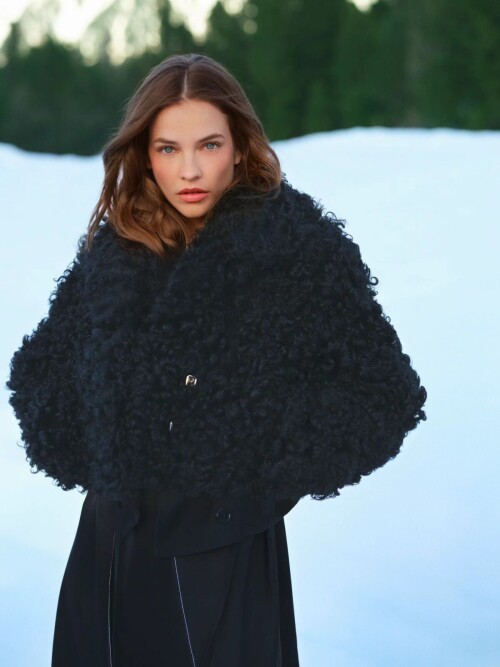 barbara palvin ports 1961 fall winter 2024 collection 2 5875f85d75bc9e8e