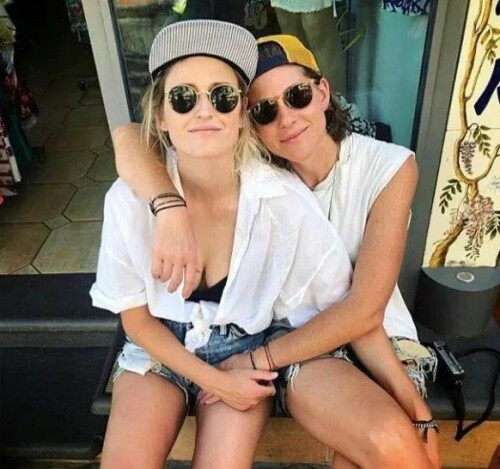 bc17b27ebde54fa952925bceb23c93f26f9fb4b93d422508