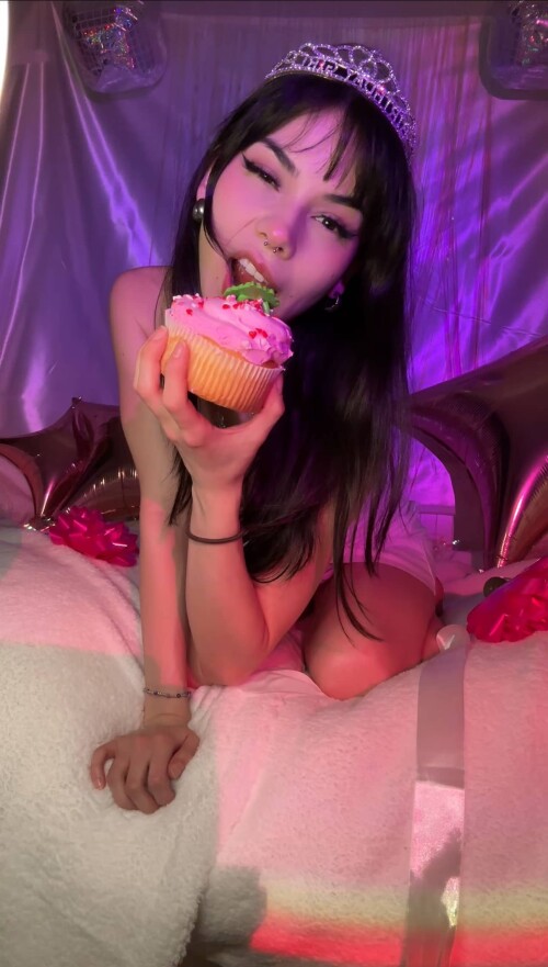 bday 136995658abe0d159