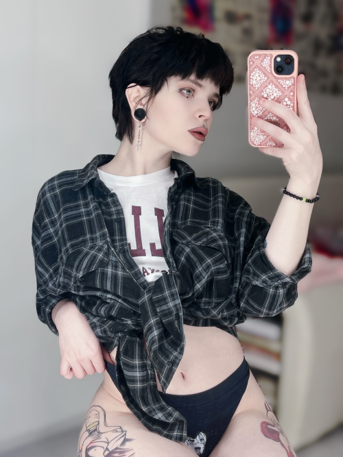 bde53793-92e1-4d32-8349-c5b93867eff5647657ece8a27eee