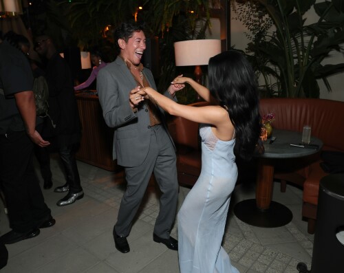 becky 158038a12024f769f5