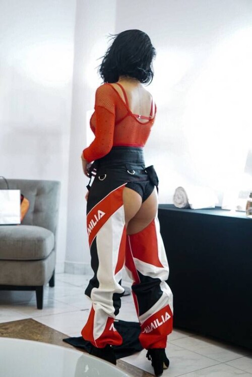 becky32793a6bfdf9f3a4d