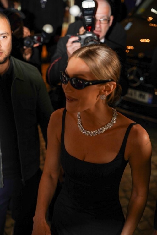 bella-23a4be43f6d4e2d89a