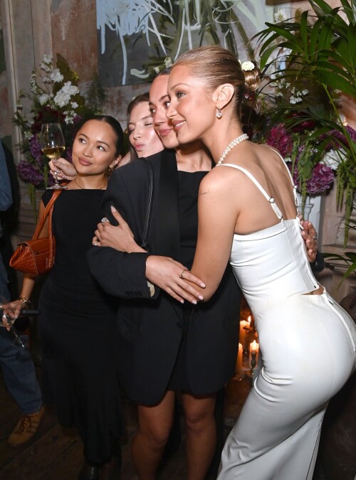 bella 2925327d85bffdeca2