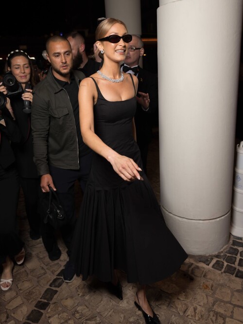 bella 50c1fb56c2d33a99f5