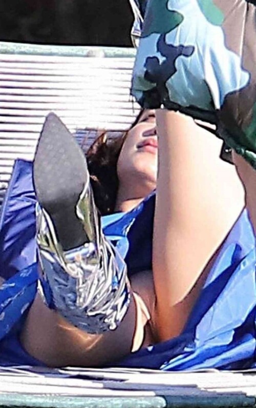 bella hadid49f0bc01ba4a91b35