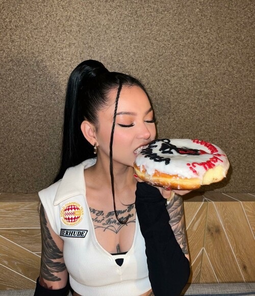 bellapoarch hlen 20221024 152140 312409269 846199013288068 3814000595665022263 n