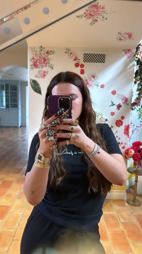 bellathorne 20240302 00016c0bc70b5bdad45d