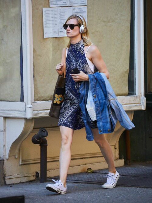 beth behrs out and about in new york 06 23 2016 8 5BS69855b856d93f91f7