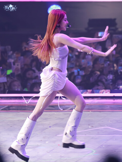 bf3c84f3gy1hl6i5cbd3kj22dc35su0xddde1d93b16342a7