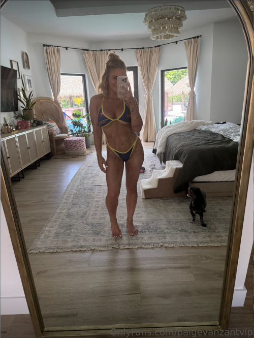 bikini01aeb31bb67bd4fbe0