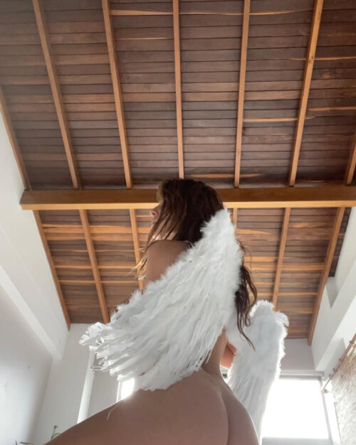 bio 1042dbb3ffeae7093a