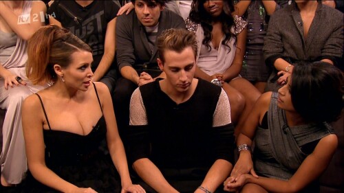 black002 56f1d891f5776aa33f