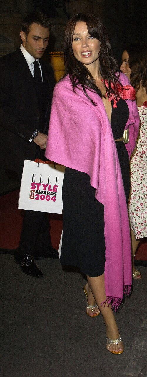 LONDON - FEBRUARY 16: Pop Star Danni Minogue leaves the afterparty following the "Elle Style Awards 2004" at The Natural History Museum on February 16, 2004 in London. (Photo by David Westing/Getty Images) *** Local Caption *** XXX