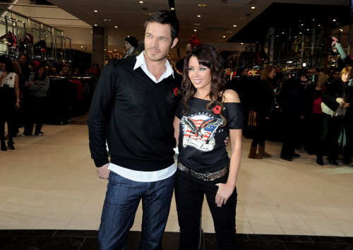 black193-19daddc00ed2bd28e2