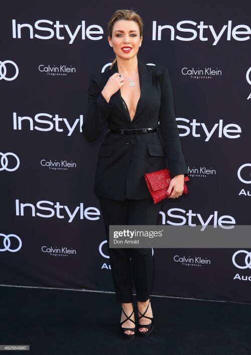 SYDNEY, AUSTRALIA - OCTOBER 14:  Dannii Minogue arrives ahead of the InStyle and Audi Man of Style Awards 2015 on October 14, 2015 in Sydney, Australia.  (Photo by Don Arnold/WireImage)