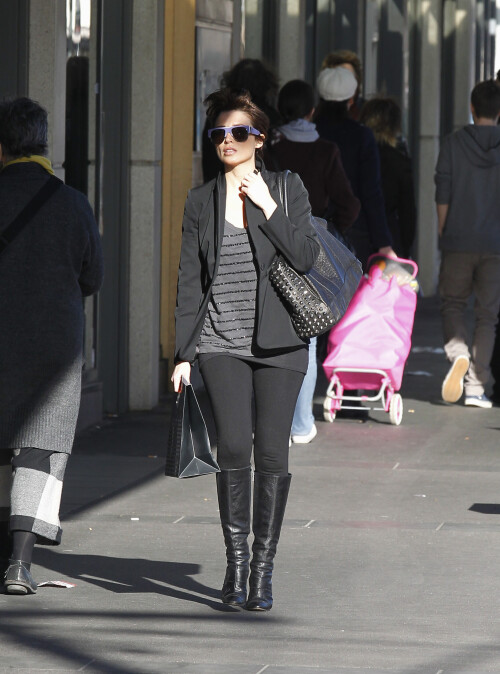 black341-52f120606055d0a76