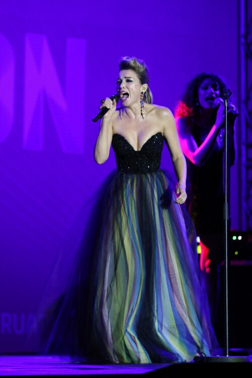 black482 4401a9bb764e91c6bd