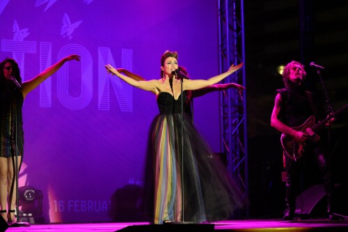 black482 51fb67cc6050374f63