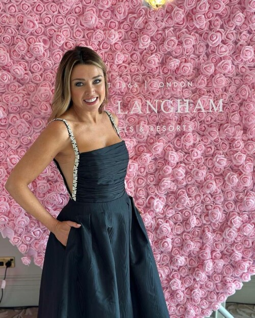 black496 1e19de33cb3bfd394