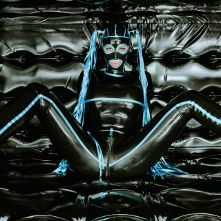 blacknblue-n-mask006_004