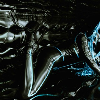 blacknblue-n-mask020_015