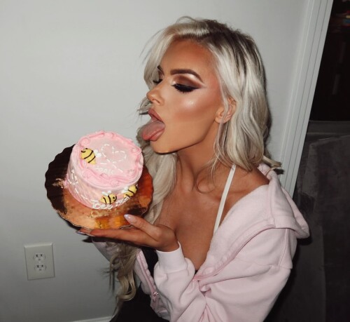 blakemonroewwe feed 20250730085759b8264c24b804881f