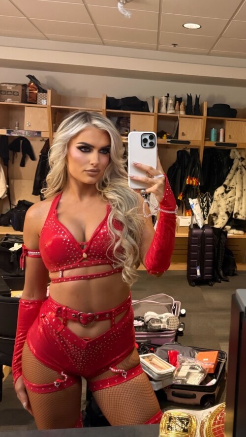 blakemonroewwe story 202510291315095234aca8658e3f56