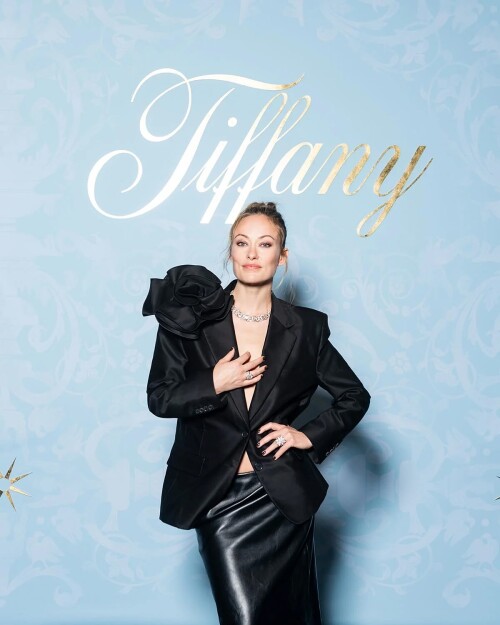 blyebfvagvas 16747b50c6b438ac5