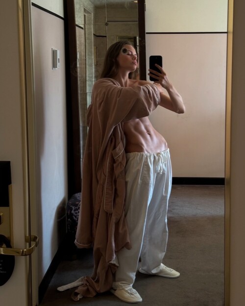 bmab5f95ab37e284e55f6