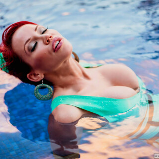 boobalicious_pool_shock9475_010