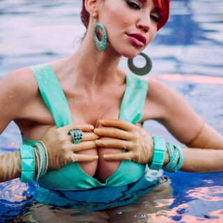 boobalicious_pool_shock9532_028