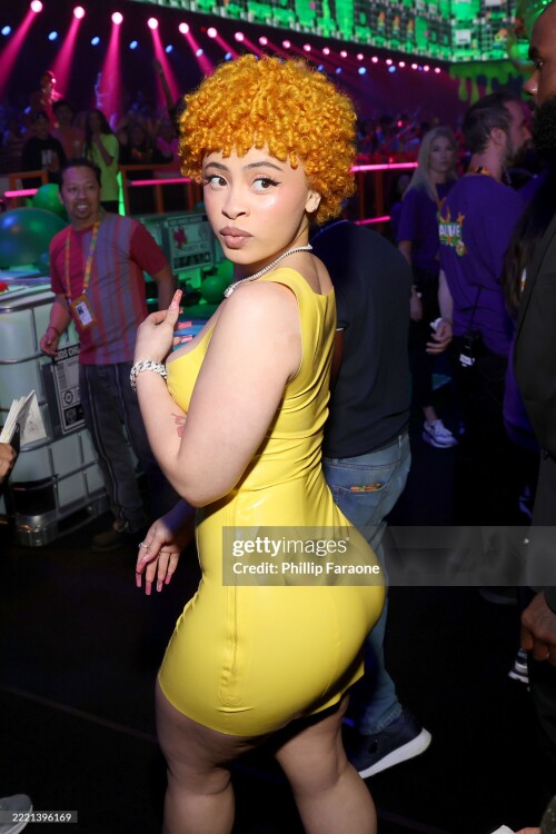 SANTA MONICA, CALIFORNIA - JUNE 21: Ice Spice attends the Nickelodeon Kids' Choice Awards 2025 at Barker Hangar on June 21, 2025 in Santa Monica, California. (Photo by Phillip Faraone/Getty Images for Nickelodeon)