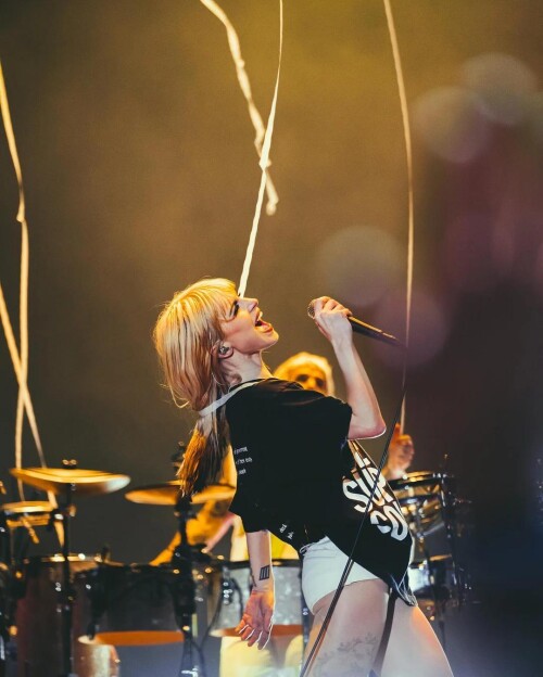 boston calling 2023 v0 d54ojy4c7z2b131353fea709358e6