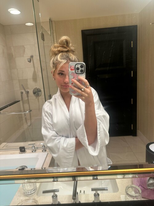 breckiehill 1657629713597333504 20230514 021135 img19e51659b3d726b19