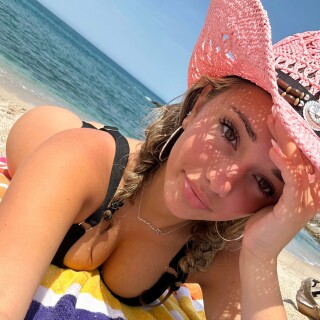 breckiehill-1671652079730061314-20230621_185128-img1def2797603155271