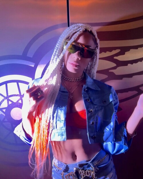 bri 646210f1e4ceb18bc