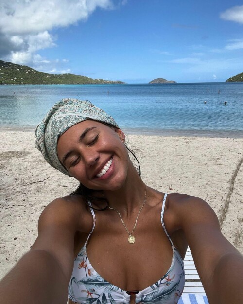 britmanuela 1693576624554794bba5a5e8c796f